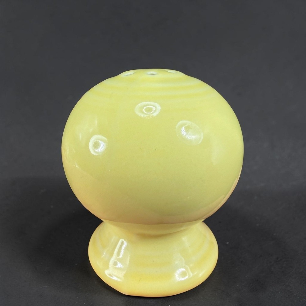 Fiesta Yellow Salt Pepper Shaker Single HLC Ceramic Art Deco 2.5 Inch Vintage